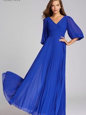 Teri Jon Chiffon Puff Sleeve Pleated VNeck Gown in Cobalt Size 20 NWT